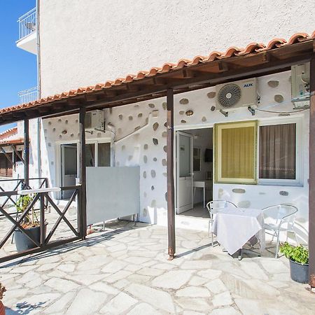 Angelos Studios Vromolimnos Chambre photo