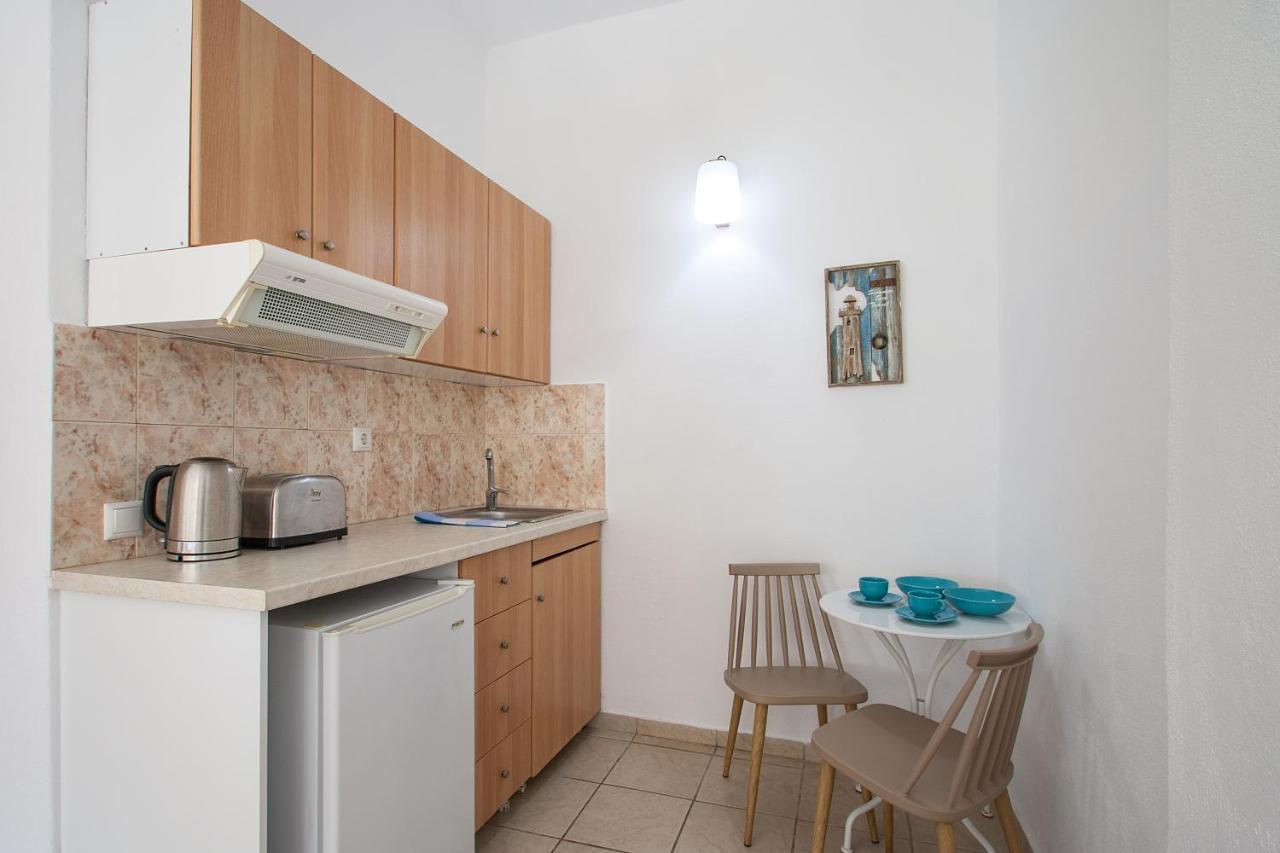 Angelos Studios Vromolimnos Chambre photo